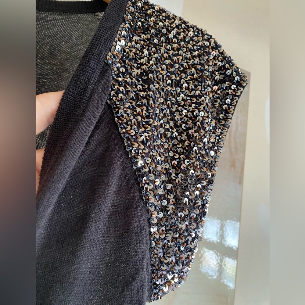 Cardigan - Picture 2 of 3